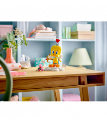 LEGO Конструктор LEGO Iconic Милий птах Твіті
