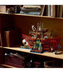 LEGO Конструктор LEGO ONE PIECE Плавучий ресторан «Бараті»