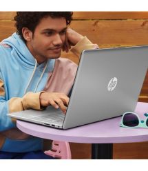 HP Notebook 17-cp2030ua 17.3" FHD IPS AG, AMD R3-7320U, 8GB, F512GB, UMA, DOS, silver