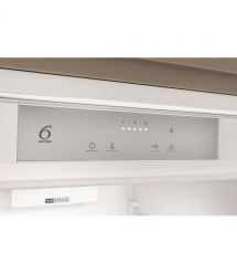Whirlpool Whirlpool Ref built-in with bottom freezer, 193,5x54х54.5, ref-221L, freez.-79L, 2doors, А++, ST, inv., white