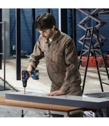 Bosch Набор из двух аккумуляторных инструментов 18В дрель-шуруповерт GSR 18