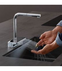Hansgrohe Смеситель для кухни Aquno Select M81, дл.излива - 210мм, поворотный, вытяжной, 1 рычаг, хром