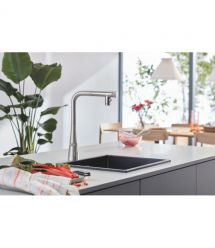 Grohe Смеситель для кухни Scala, дл.излива - 200мм, поворотный, вытяжной, вентиль + кнопка, супер сталь