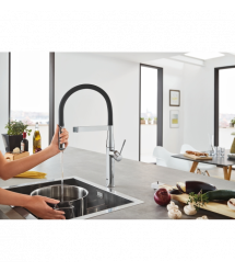 Grohe Смеситель для кухни Essence, дл.излива - 240мм, поворотный, гибкий, 1 рычаг, хром