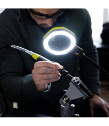 Ryobi Фонарь RML18-0 18В, 500 лм, 2 режима, гибкая штанга, увеличительная линза 86 мм (без АКБ и ЗУ)