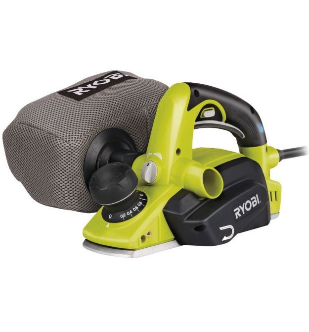 Ryobi Рубанок EPN6082CHG 600 Вт, 82мм, строгание до 1.5мм, выборка 0.5мм, шпунт до 8мм, сумка, 3.1кг