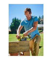 Ryobi Рубанок EPN7582NHG 750 Вт, 2мм, шир. 82мм, проточки 0.5, 1.0, 1.5мм