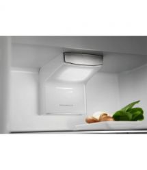 Electrolux Electrolux ref built-in with bottom freezer, 188.4x55x55, ref-213l, freez.-60l, 2doors, E, Combi, inv, display int, w