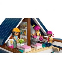 LEGO Конструктор LEGO Friends Кінна стайня і академія верхової їзди