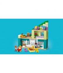 LEGO Конструктор LEGO DUPLO Town Сучасний родинний будинок із фігурками