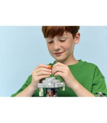 LEGO Конструктор LEGO Minecraft Блідий сад