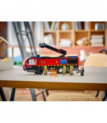 LEGO Конструктор LEGO City Пожежна вантажівка в аеропорту