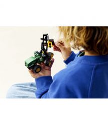 LEGO Конструктор LEGO Technic Колісний комбайн John Deere 1470H