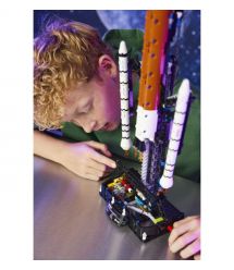 LEGO Конструктор LEGO Technic Ракета із системою космічного запуску NASA Artemis